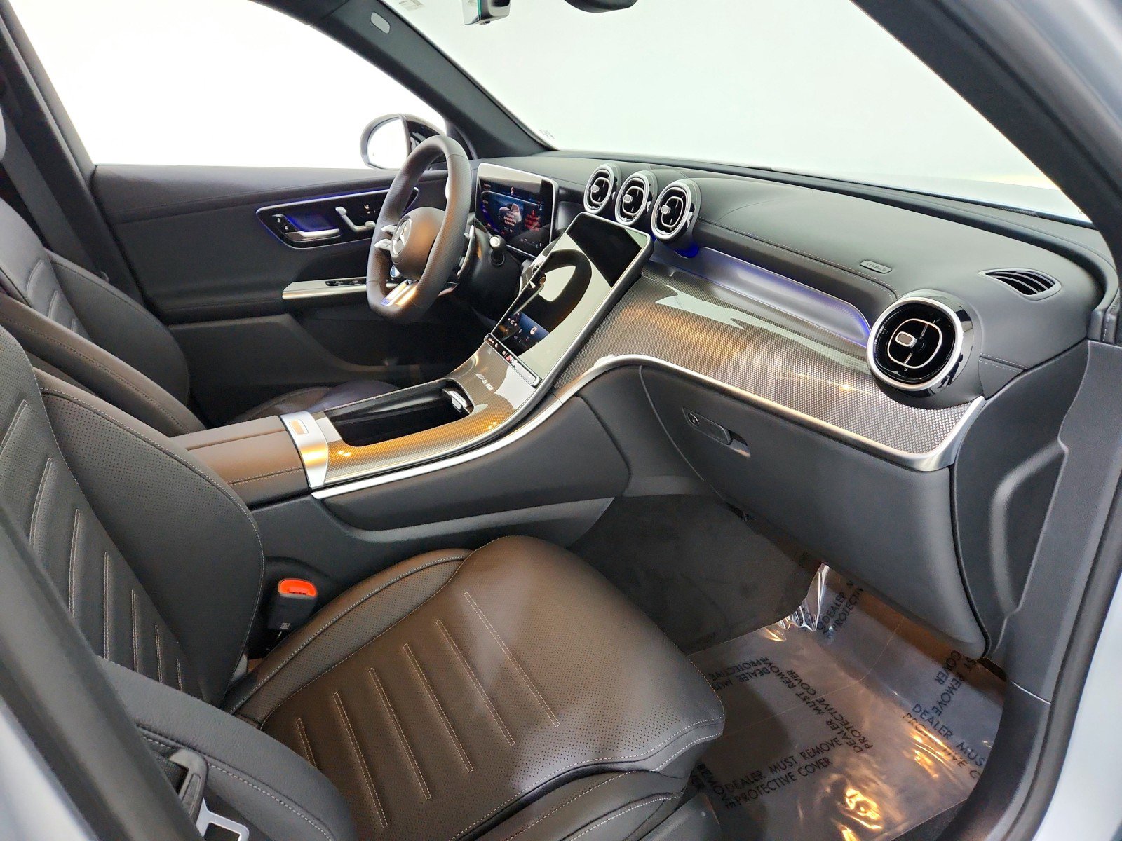 New 2026 Mercedes-Benz GLC 43 AMG 4MATIC image 9