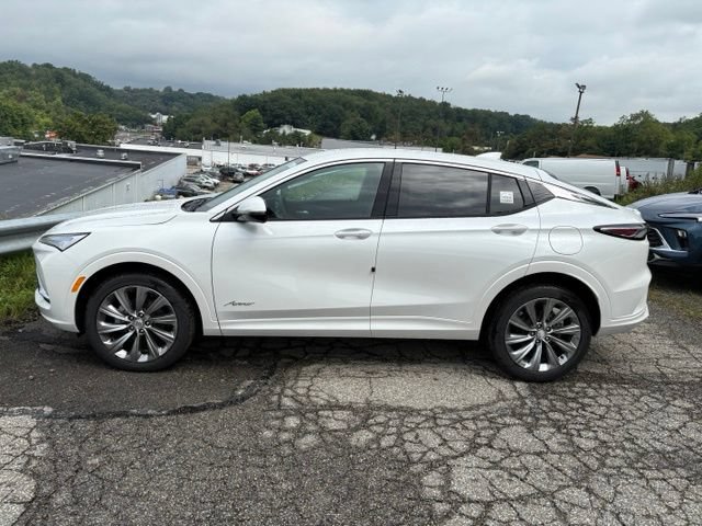 New 2026 Buick Envista Avenir FWD image 2