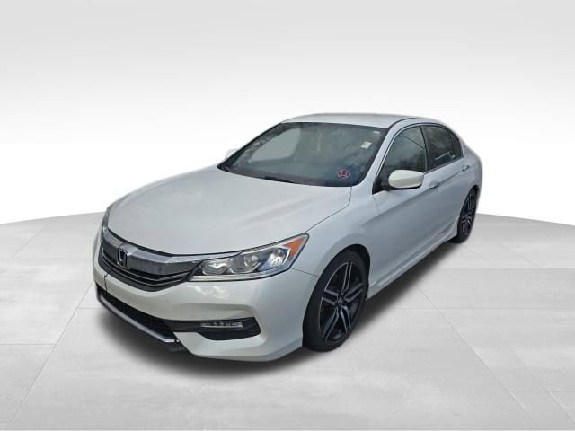 Used 2017 Honda Accord Sport image 2