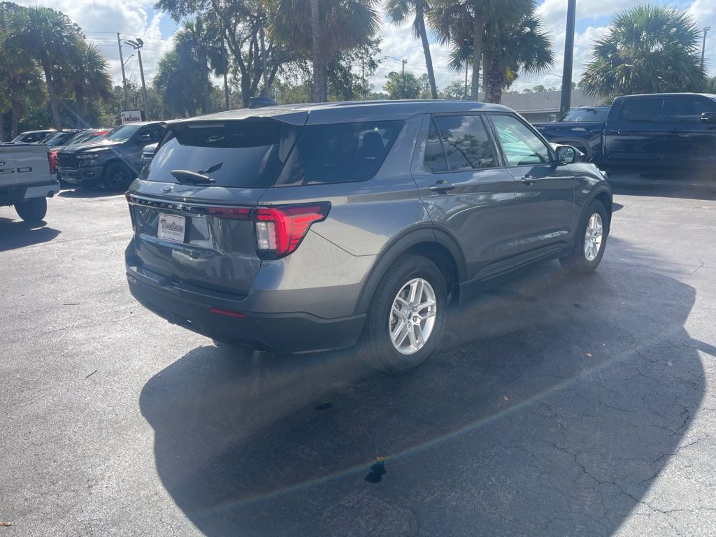 Used 2026 Ford Explorer Active RWD image 6