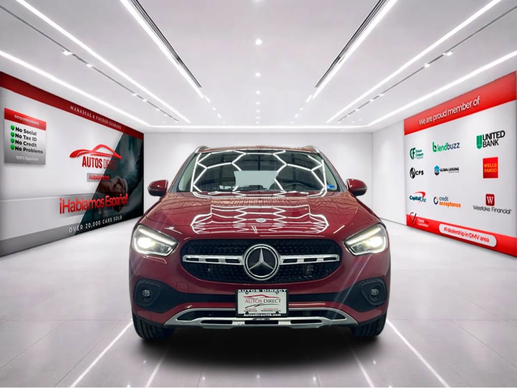 Used 2021 Mercedes-Benz GLA 250 4MATIC w/ Premium Package image 3