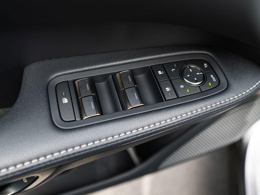 Used 2026 Lexus RX 450h AWD w/ Convenience Package image 22