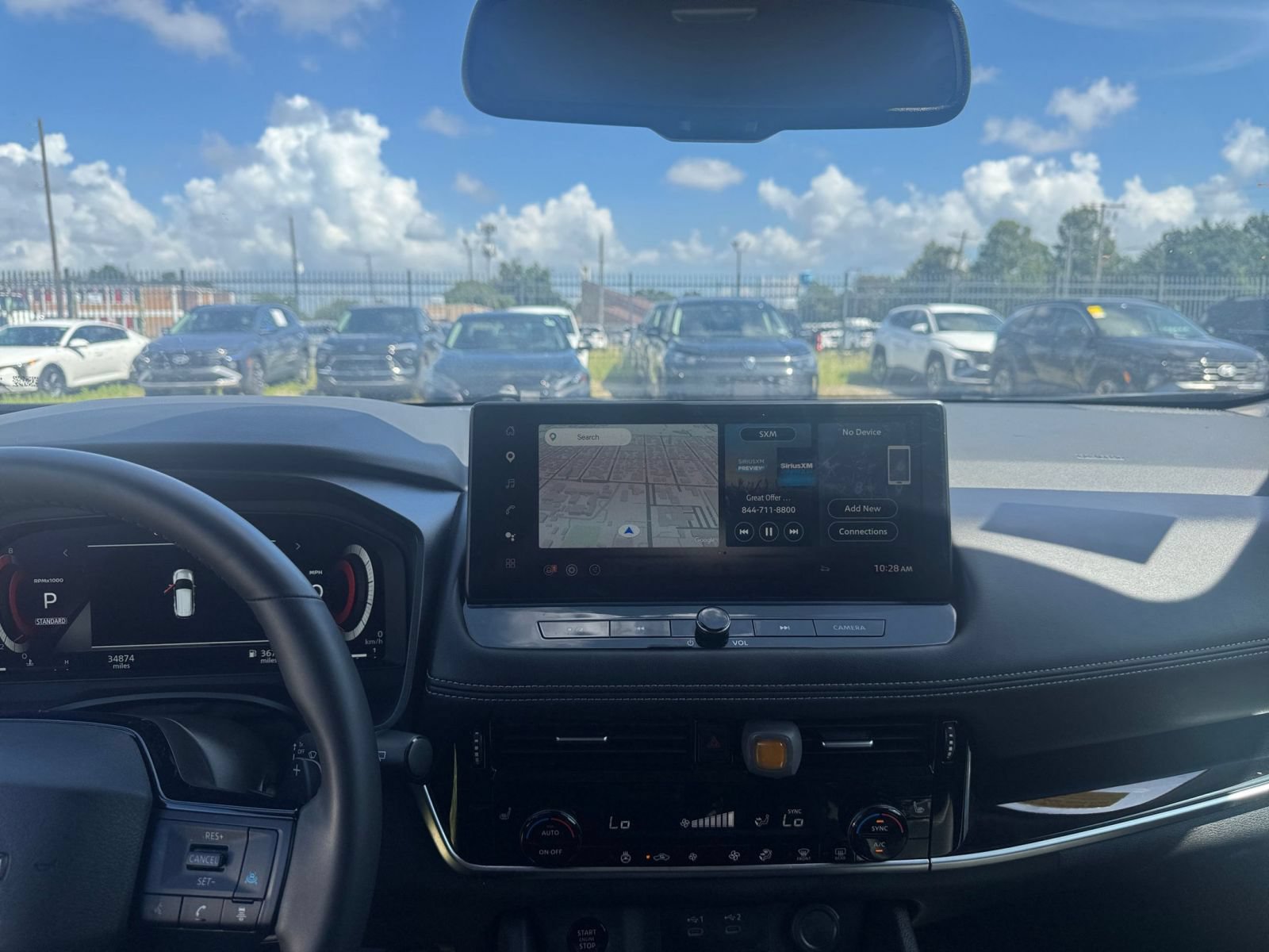 Used 2026 Nissan Rogue SL FWD image 16