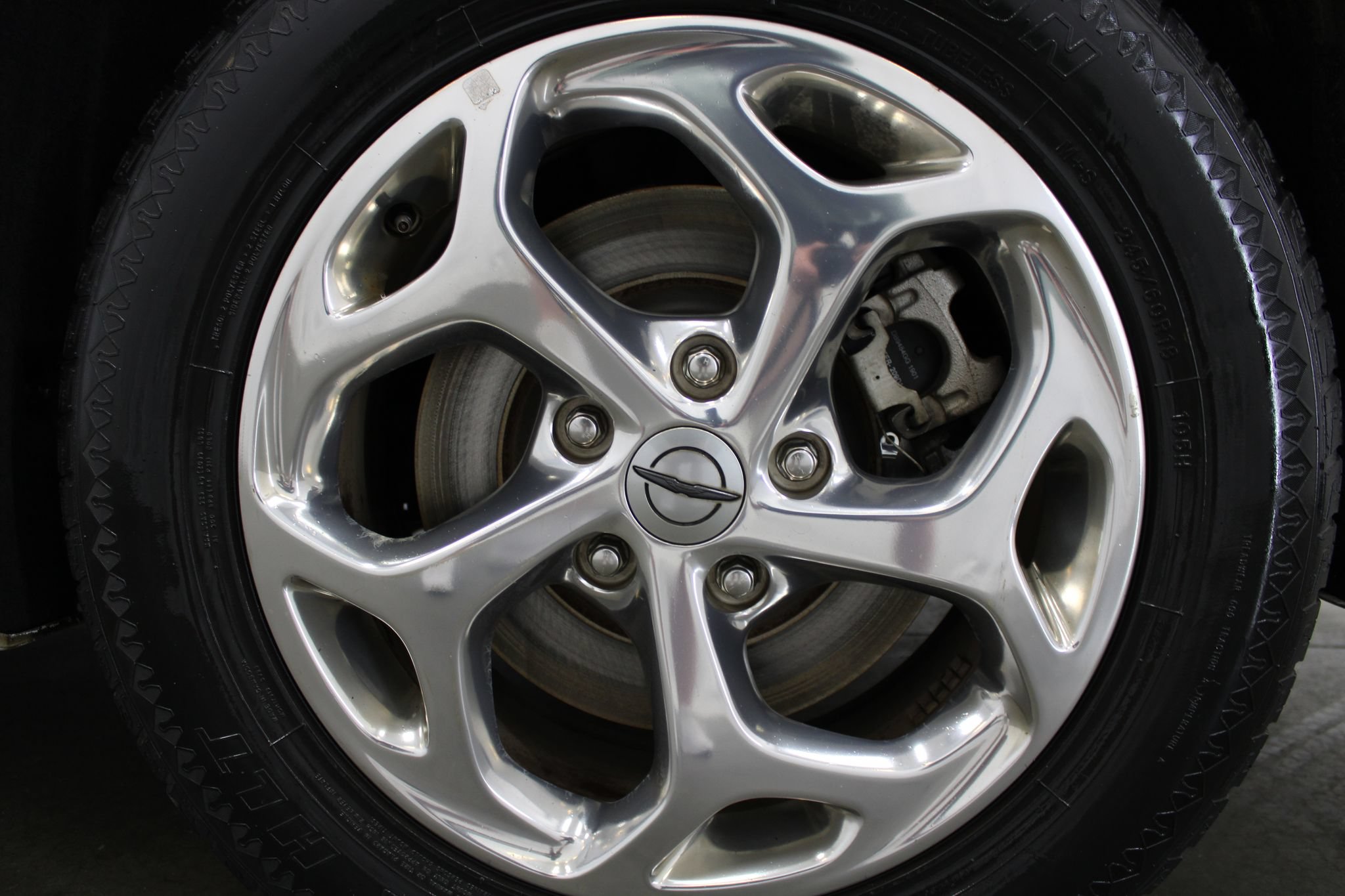 Used 2021 Chrysler Pacifica Limited w/ Premium & Safety Sphere Group AWD/4WD image 9