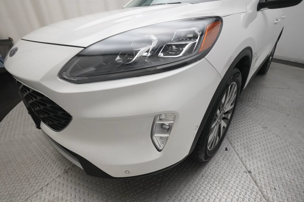 Used 2021 Ford Escape Titanium AWD/4WD image 23