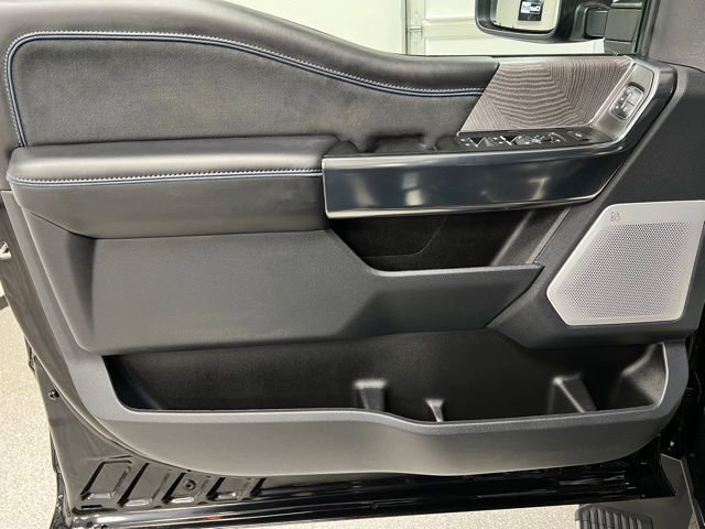 Used 2025 Ford F450 Platinum w/ FX4 Off-Road Package image 20