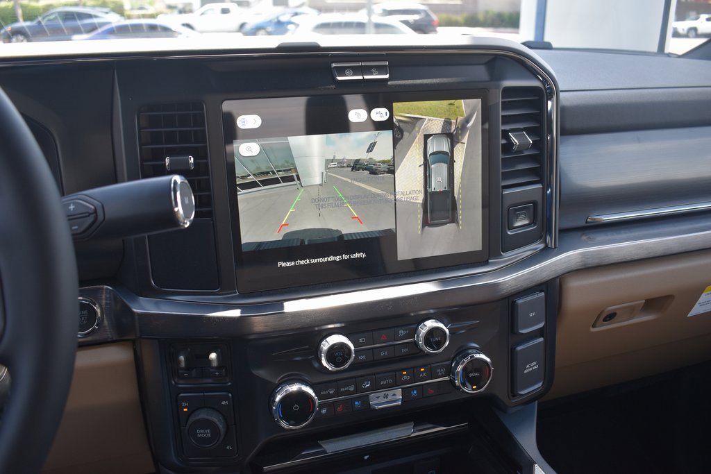 Used 2025 Ford F450 Lariat w/ FX4 Off-Road Package image 28