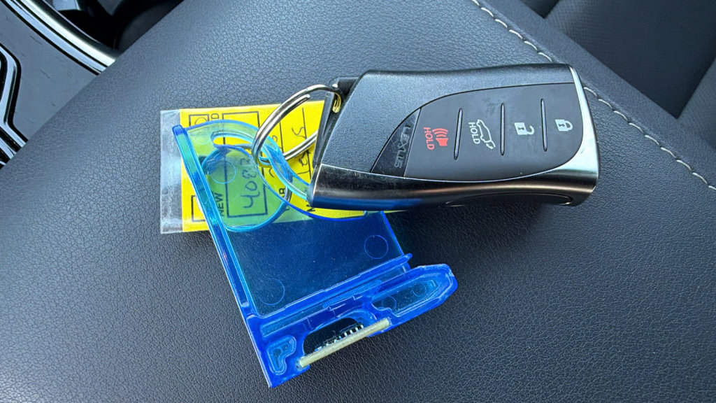 Used 2023 Lexus RX 350 Premium w/ Accessory Package image 29