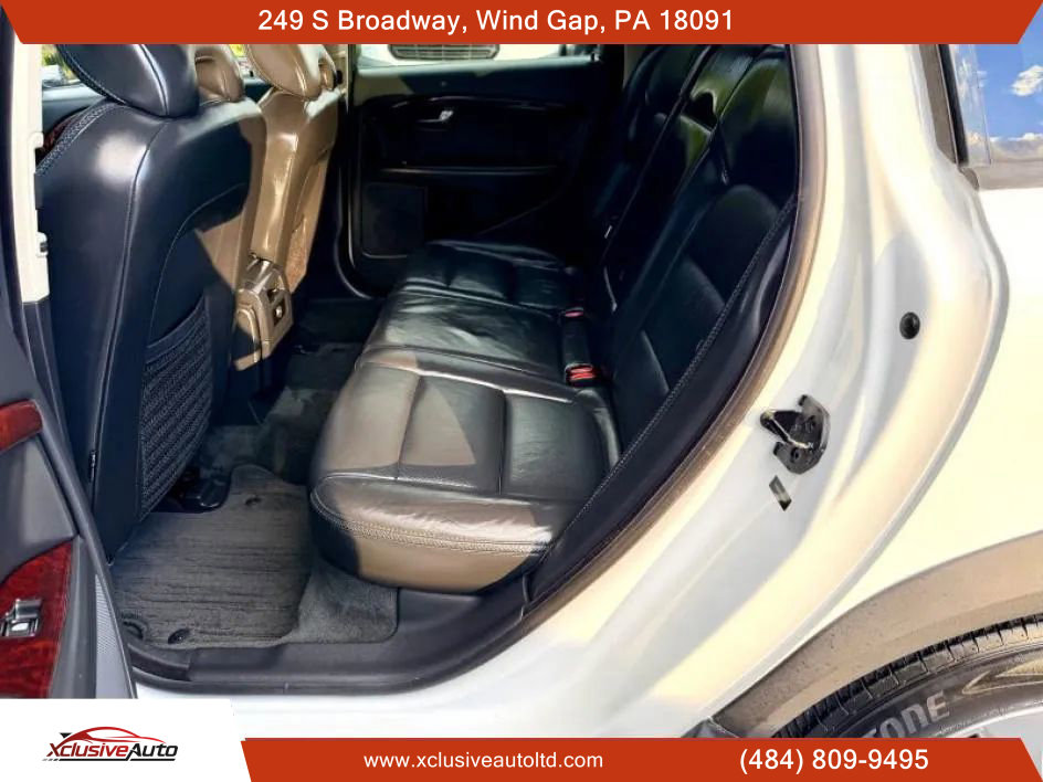 Used 2008 Volvo XC70 3.2 image 13