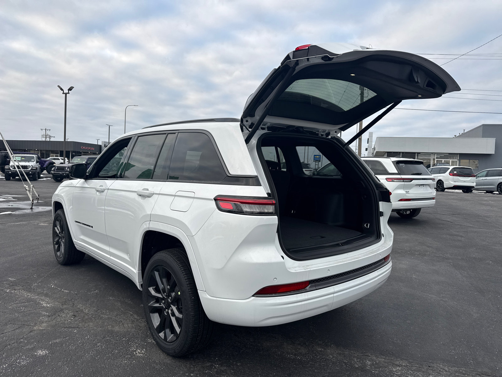 New 2026 Jeep Grand Cherokee Limited AWD/4WD image 19