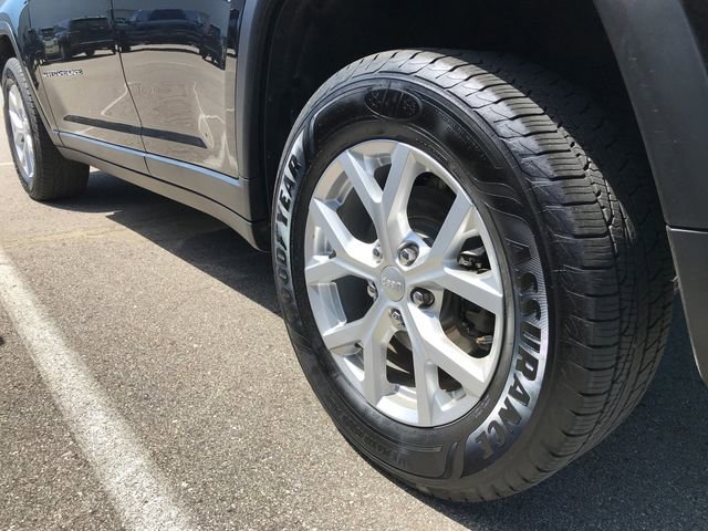 Used 2023 Jeep Grand Cherokee Limited AWD/4WD image 13