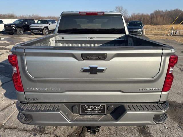 New 2026 Chevrolet Silverado 1500 Custom image 3