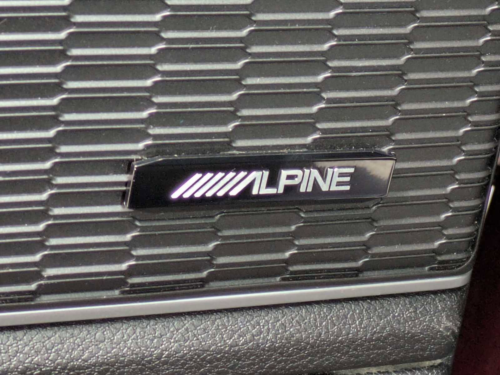 Used 2024 Jeep Grand Cherokee Limited 4xe image 31