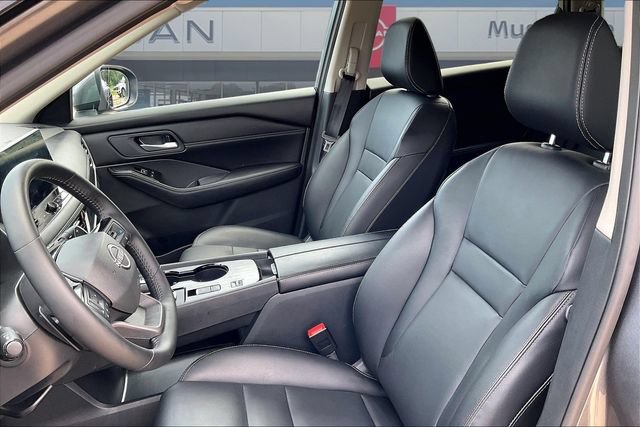 Used 2026 Nissan Rogue SL FWD image 20