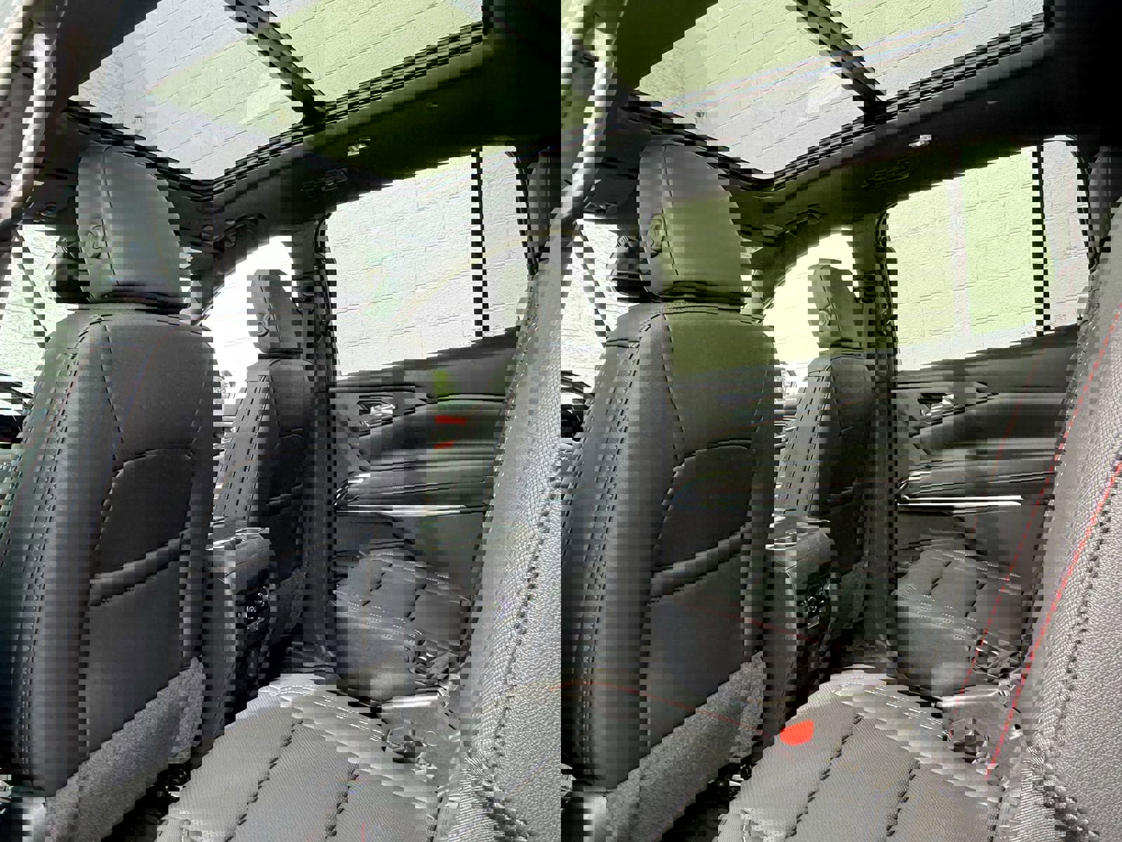 New 2026 Chevrolet Traverse Z71 w/ Enhanced Driving Package AWD/4WD image 35