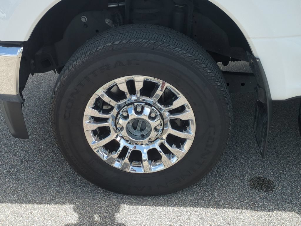 Used 2022 Ford F250 XLT w/ XLT Premium Package AWD/4WD image 12
