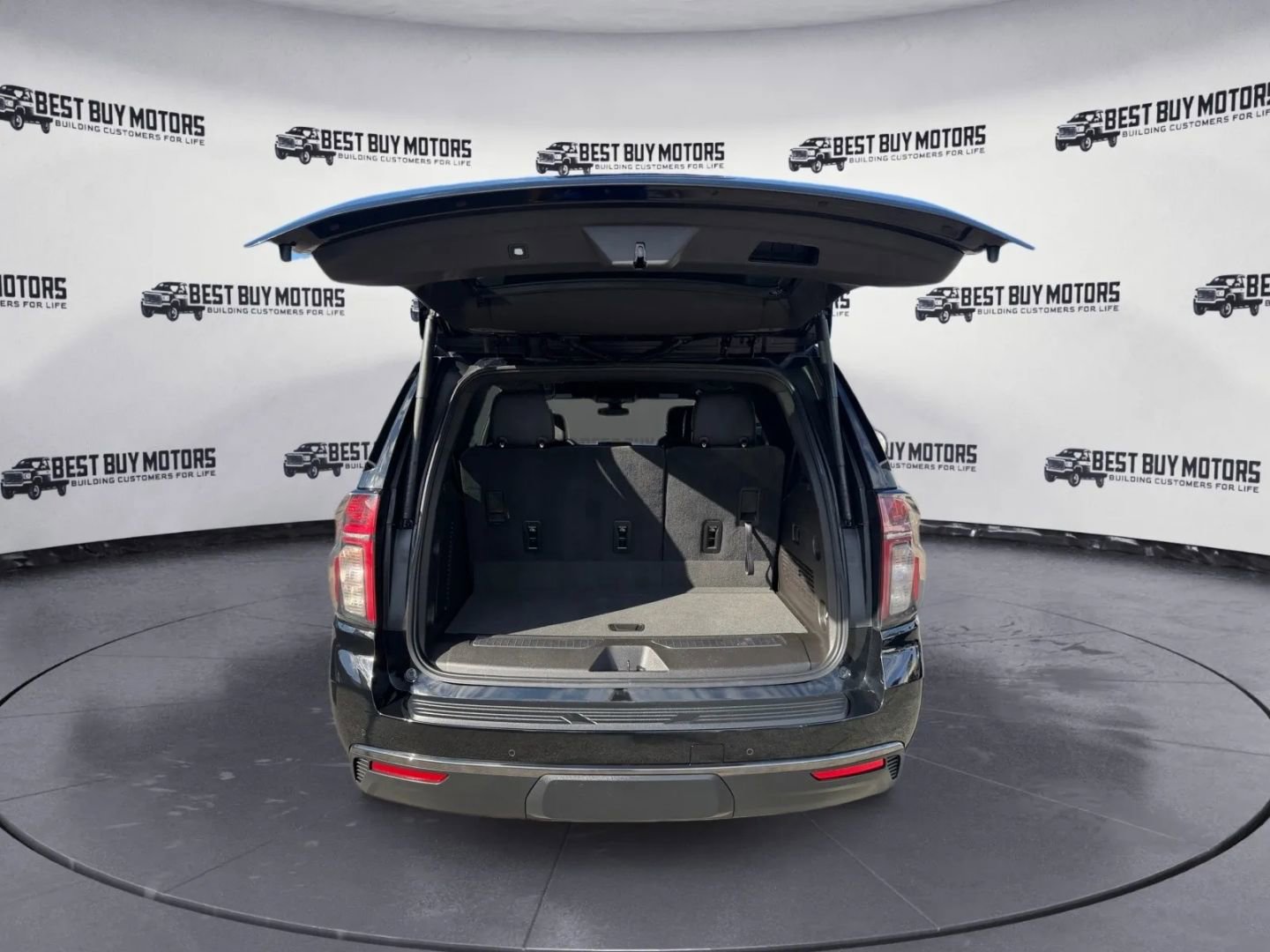 Used 2021 Chevrolet Tahoe Z71 image 34