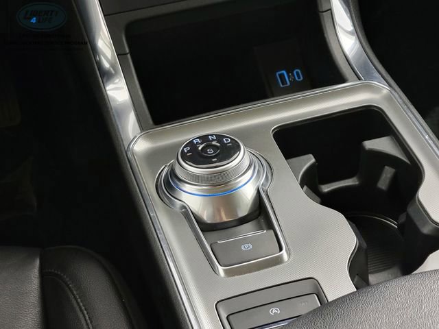 Used 2022 Ford Edge Titanium AWD/4WD image 24