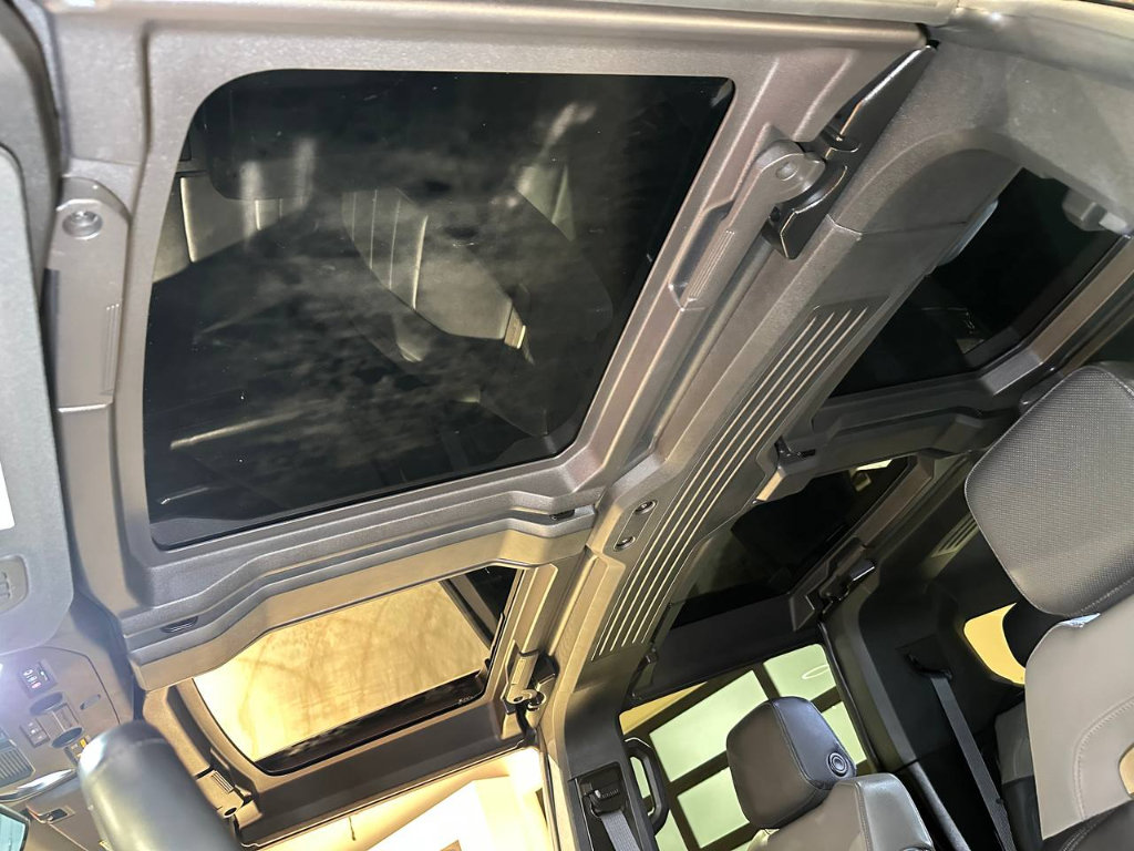 Used 2024 GMC Hummer EV 3X AWD/4WD image 39
