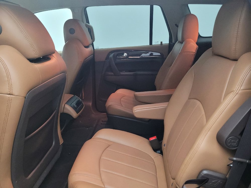 Used 2017 Buick Enclave Premium image 18