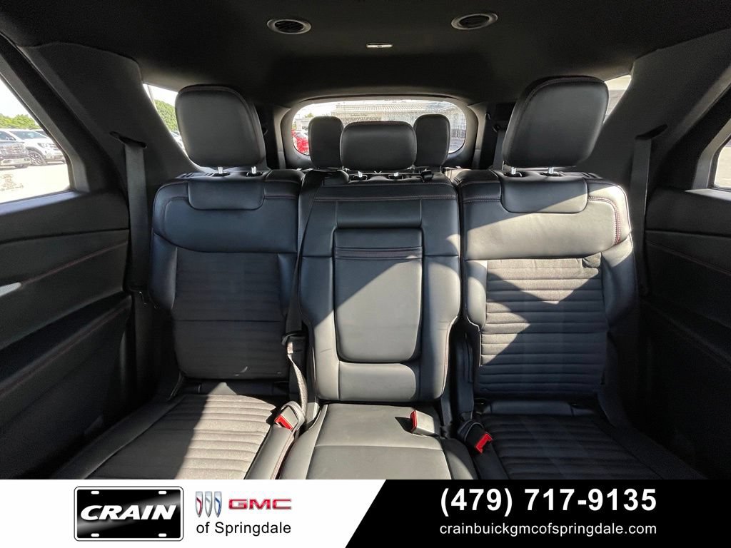 Used 2025 Ford Explorer ST-Line w/ Premium Package AWD/4WD image 29
