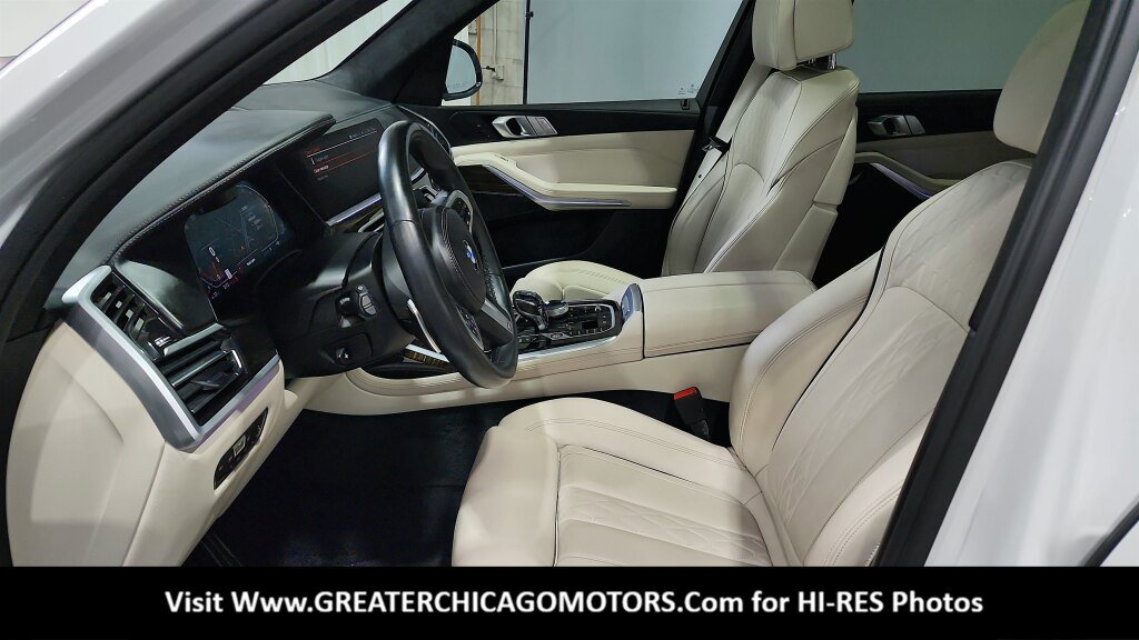 Used 2021 BMW X7 xDrive40i w/ M Sport Package AWD/4WD image 22