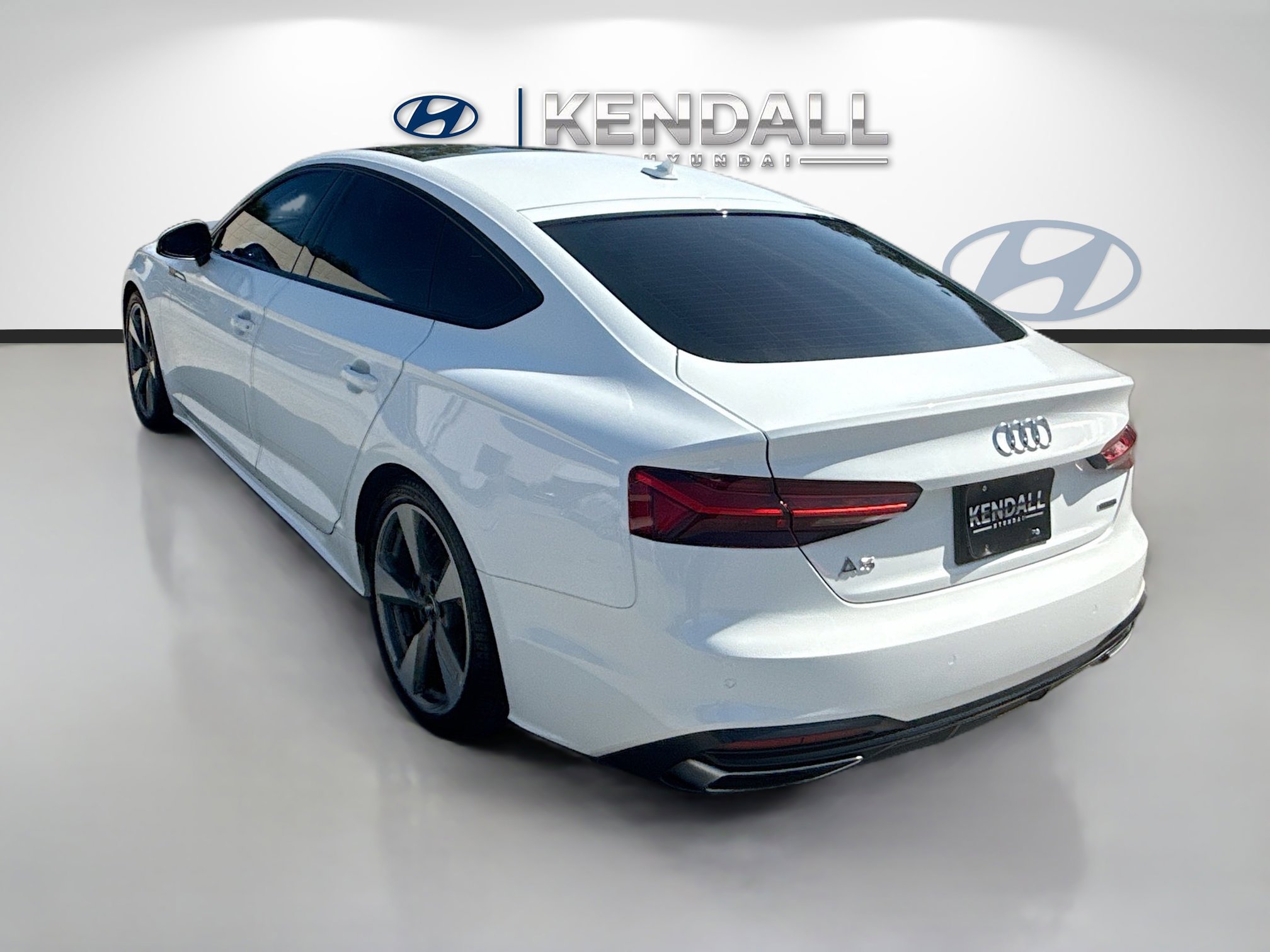 Used 2020 Audi A5 2.0T Premium Plus w/ Premium Plus AWD/4WD image 4