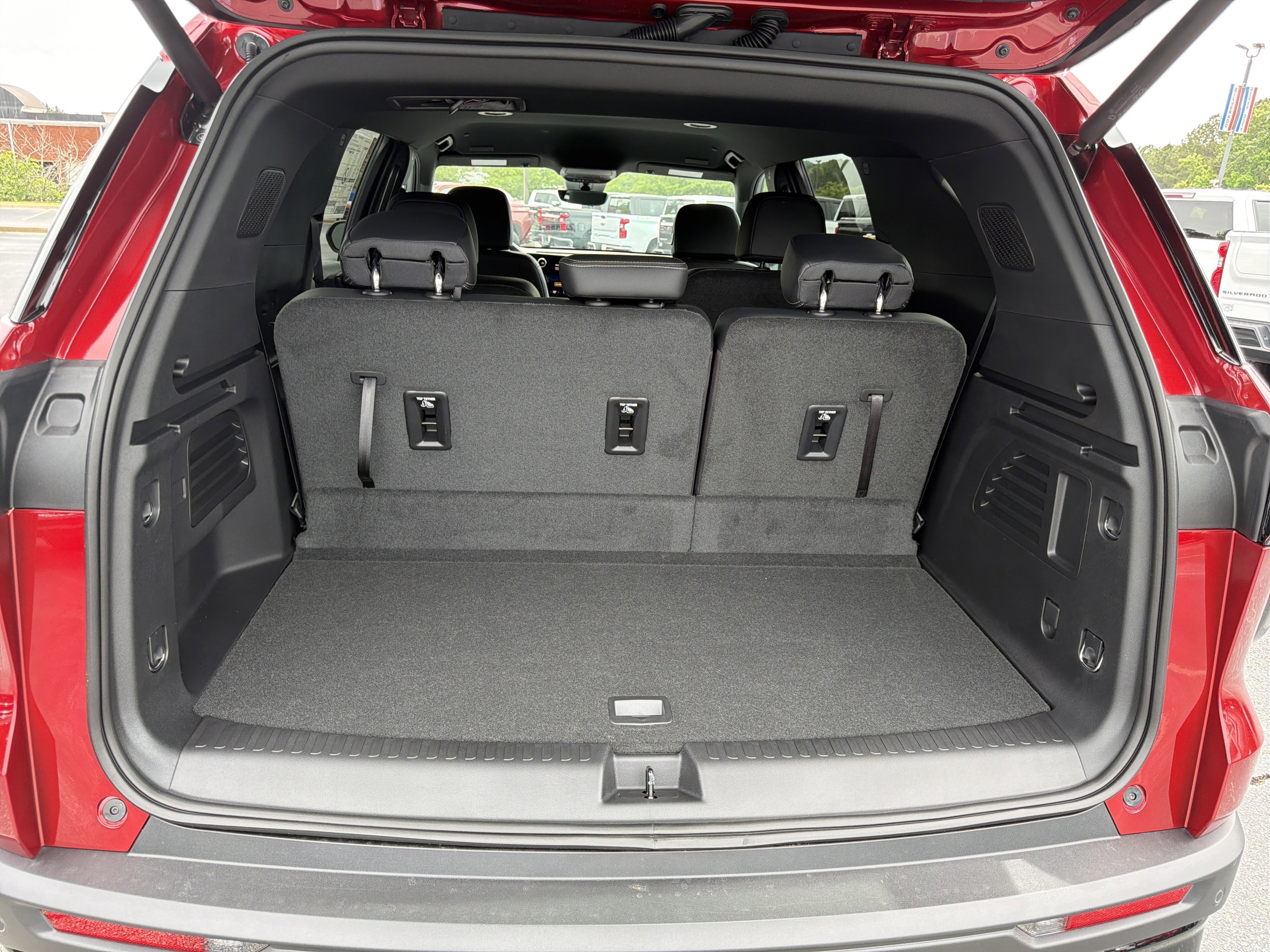 New 2026 Chevrolet Traverse LT w/ Midnight/Sport Edition FWD image 19