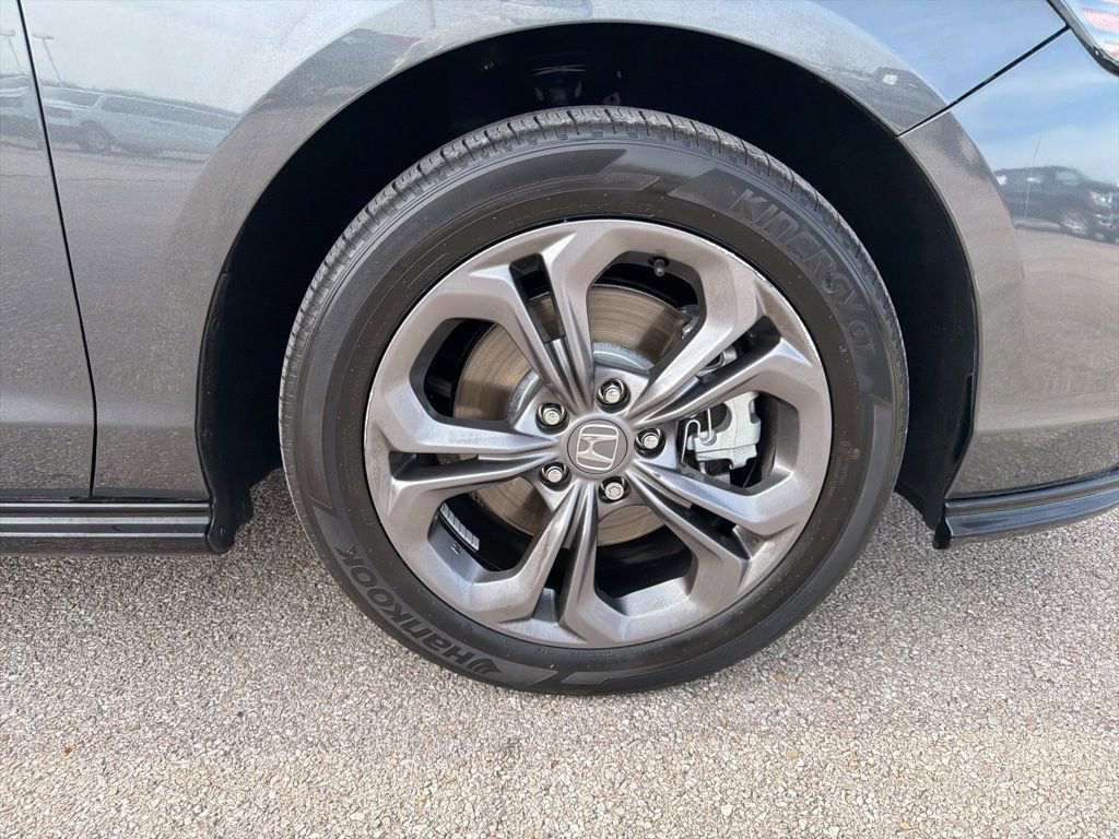 Used 2025 Honda Accord EX-L image 9