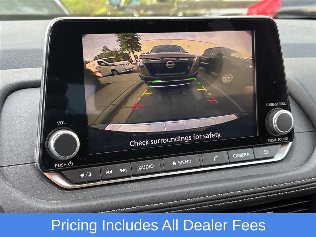 Used 2024 Nissan Rogue SV w/ SV Premium Package AWD/4WD image 8