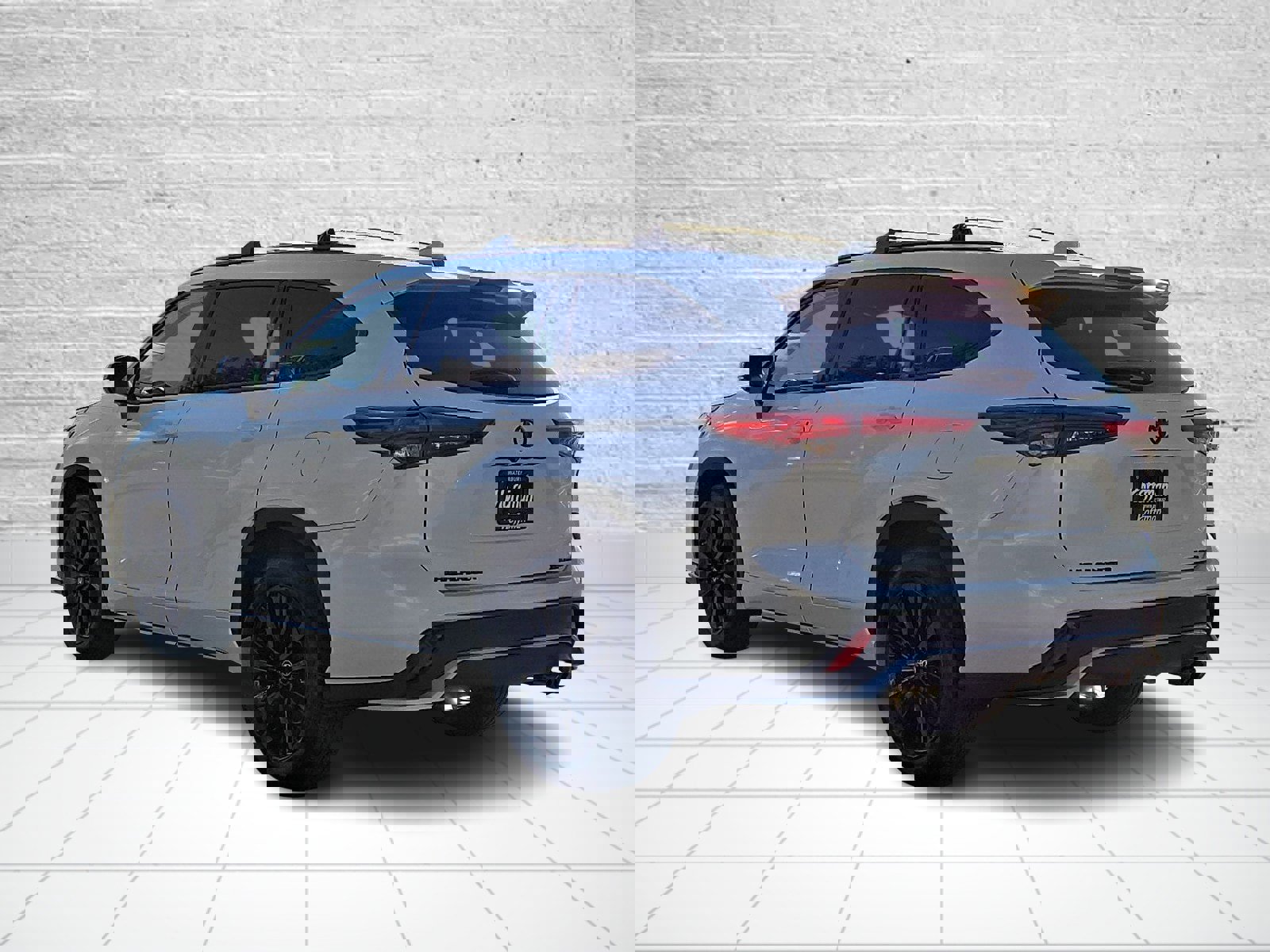 Used 2023 Toyota Highlander XSE AWD/4WD image 4