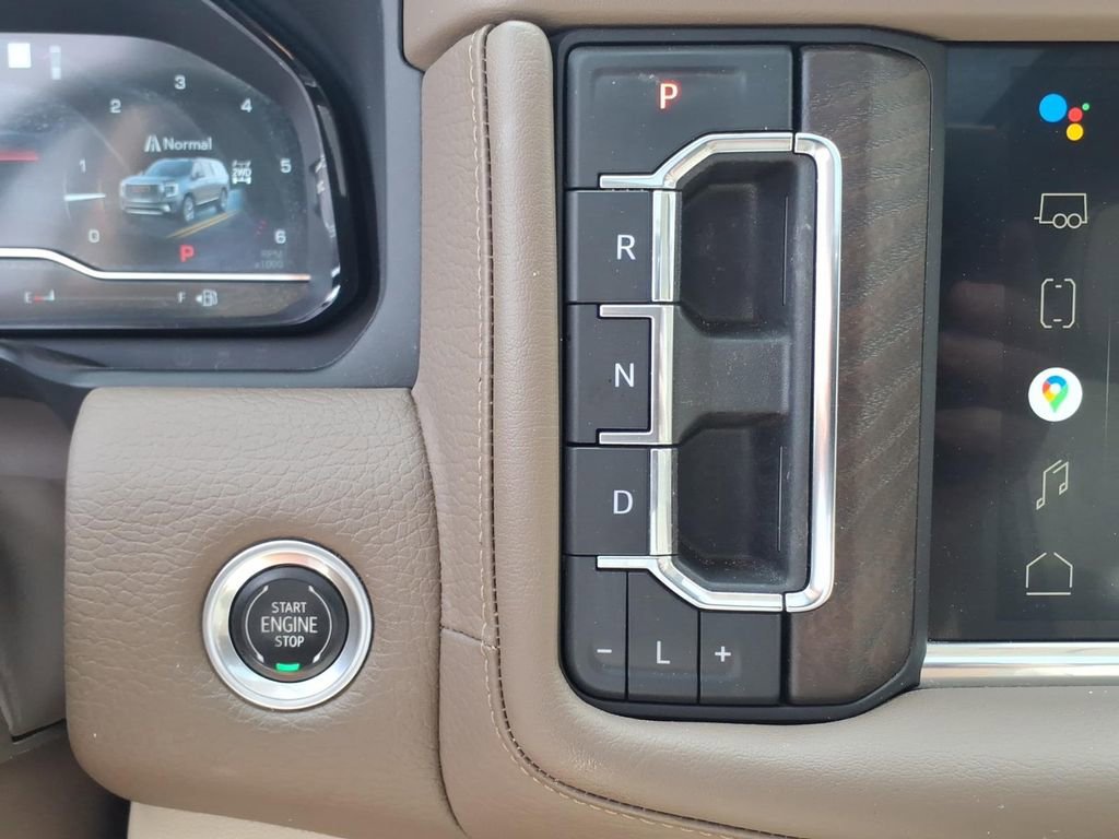 Used 2022 GMC Yukon XL Denali AWD/4WD image 26