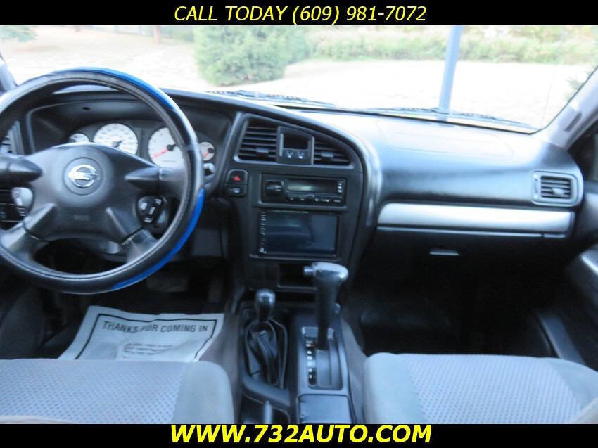 Used 2004 Nissan Pathfinder SE w/ (POP) SE Popular Pkg image 17