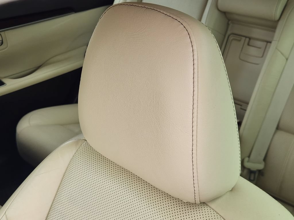 Used 2016 Lexus ES 350 w/ Luxury Package w/Wood Trim FWD image 24