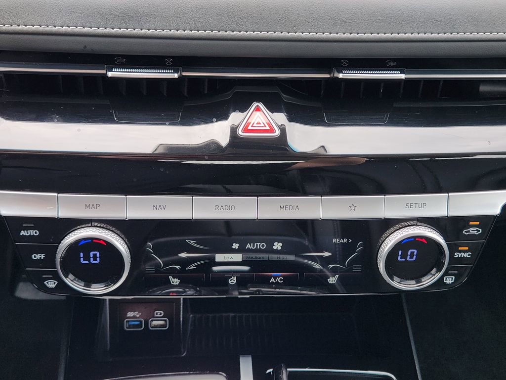 Used 2023 Genesis G80 2.5T image 24