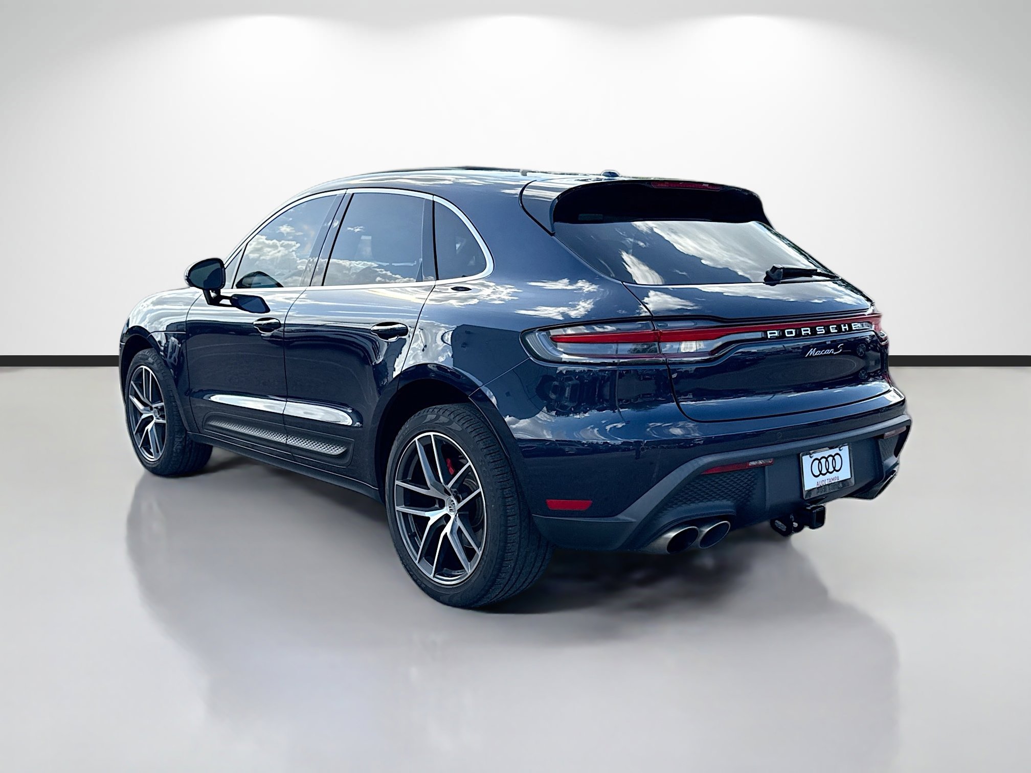 Used 2022 Porsche Macan S image 5