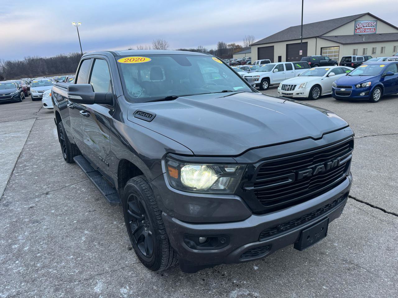 Used 2020 RAM 1500 Big Horn AWD/4WD image 3