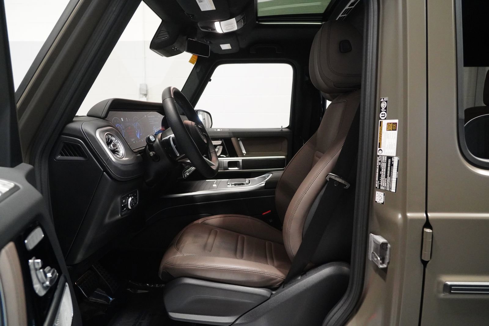 Certified 2025 Mercedes-Benz G 580 w/ EQ Technology image 11