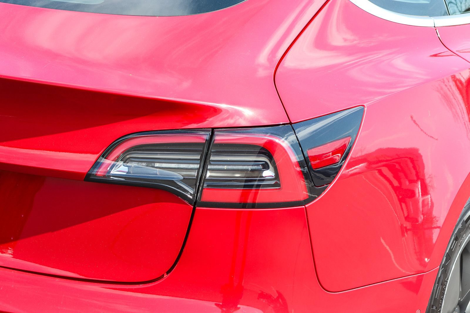 Used 2019 Tesla Model 3 Mid Range RWD image 8