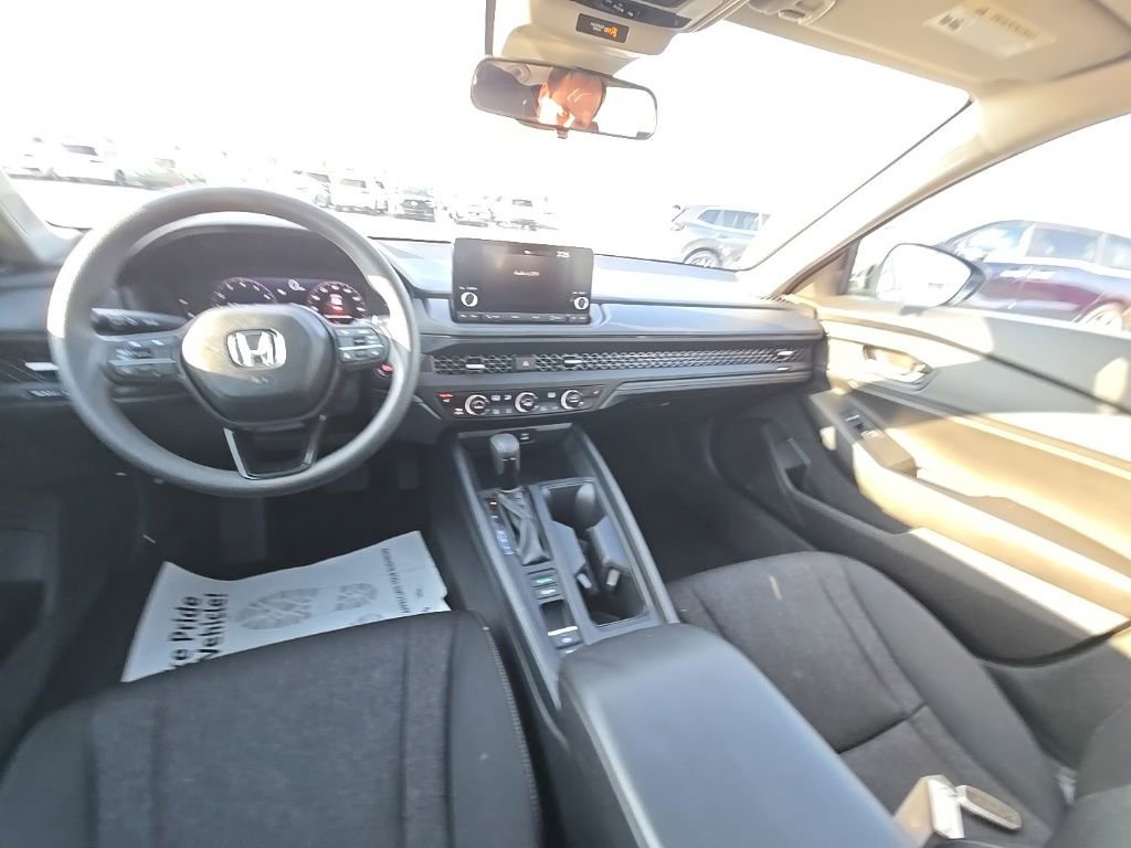 Used 2025 Honda Accord SE image 26
