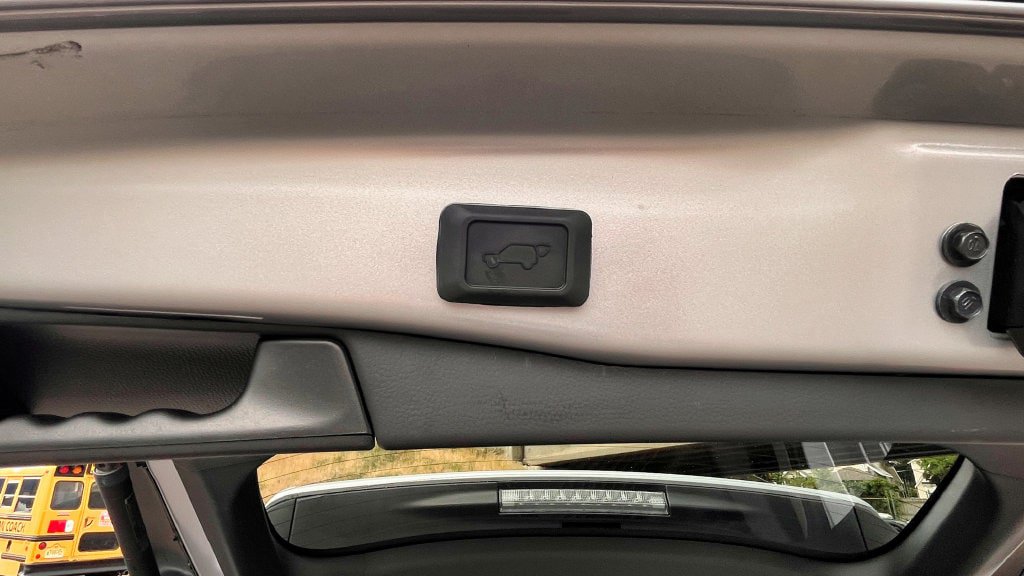 Used 2022 Toyota RAV4 XLE w/ Convenience Package AWD/4WD image 61