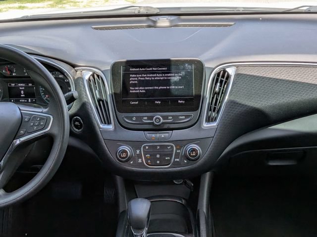Used 2021 Chevrolet Malibu LT FWD image 15
