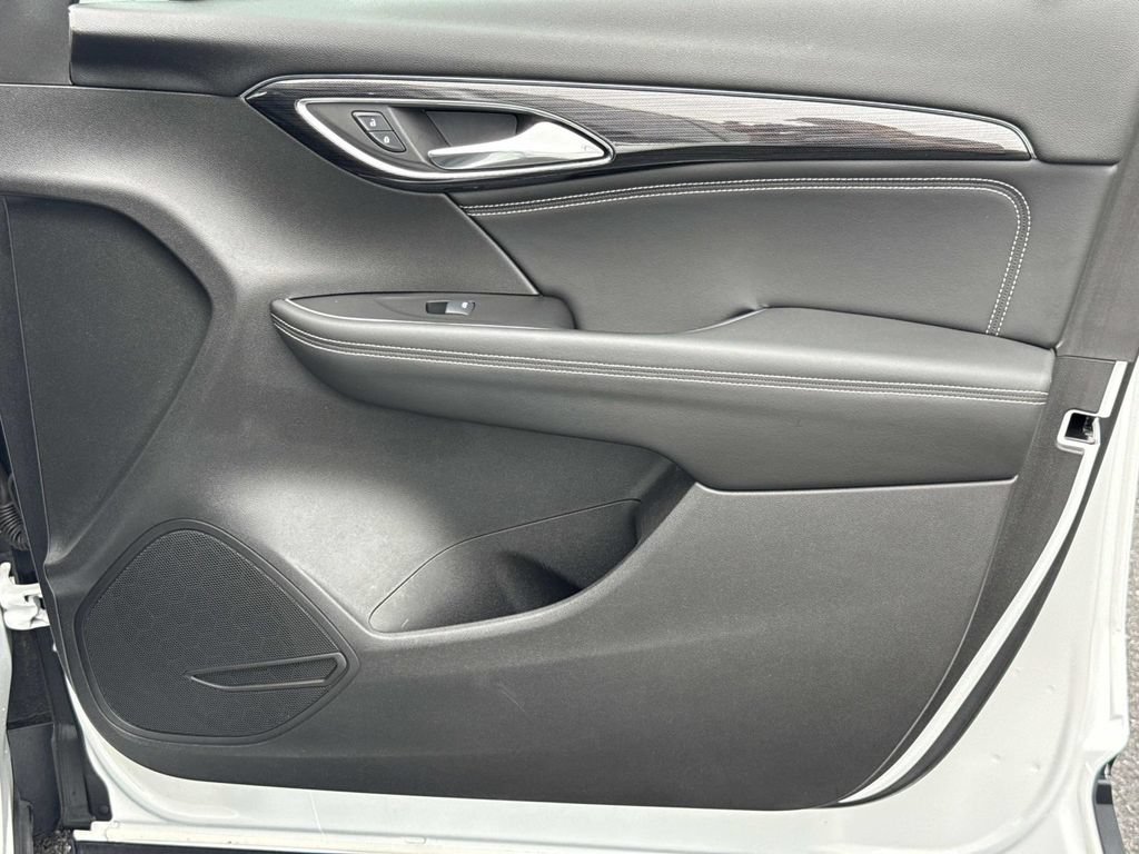 Used 2022 Buick Envision Preferred FWD image 19