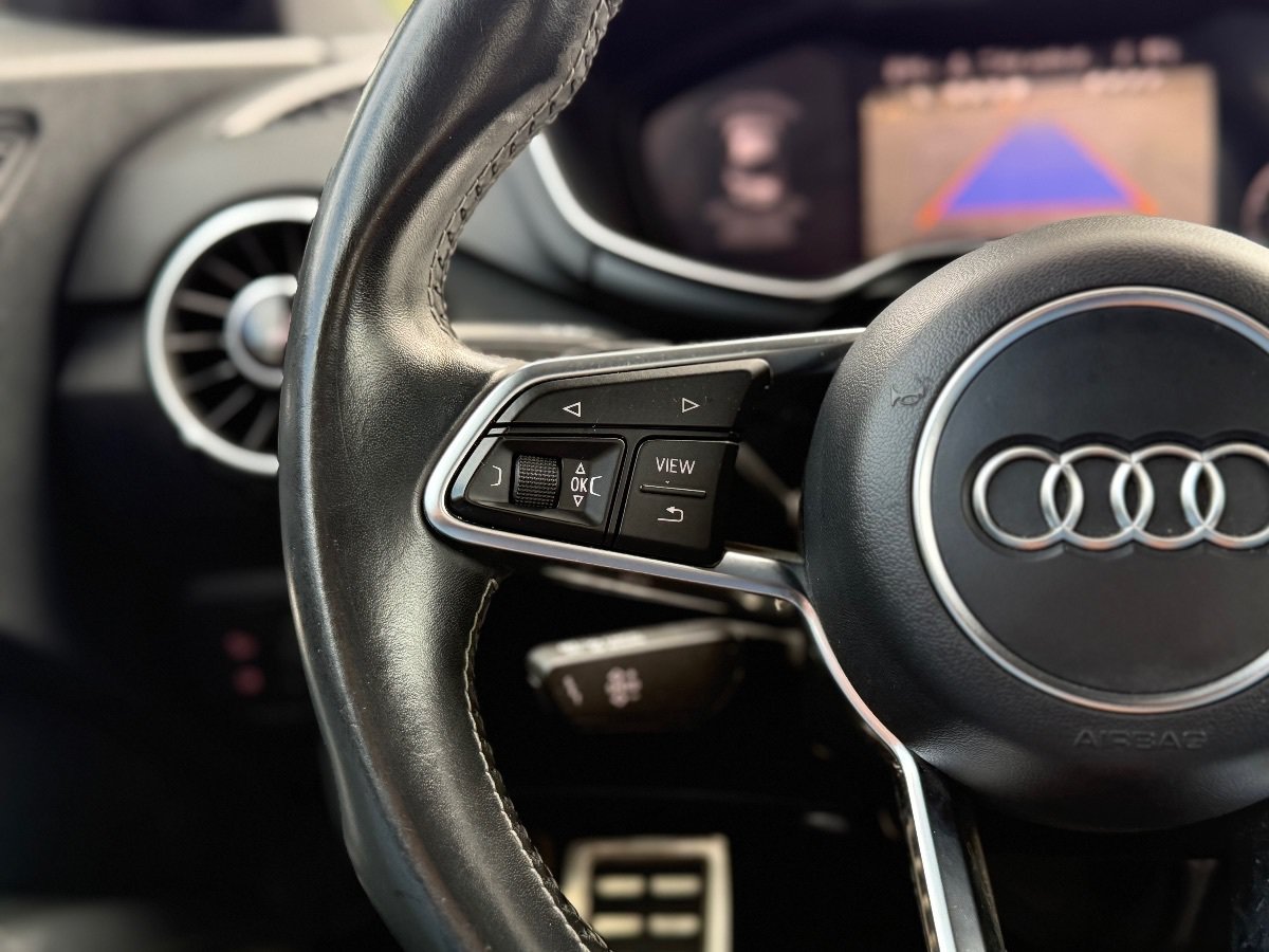 Used 2017 Audi TTS 2.0T Coupe AWD/4WD image 18