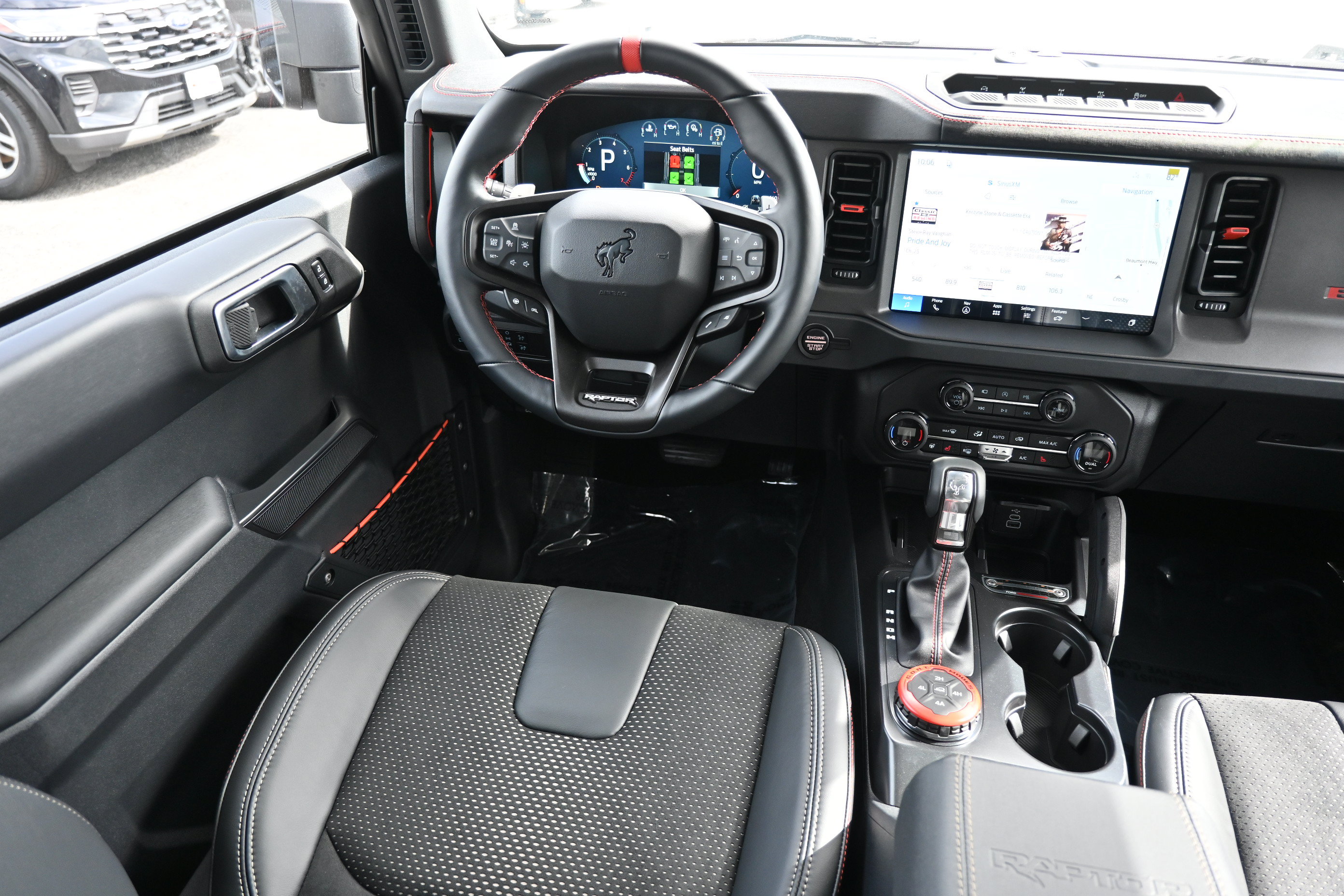 New 2026 Ford Bronco Raptor AWD/4WD image 33