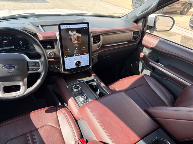 Used 2023 Ford Expedition Limited AWD/4WD image 18