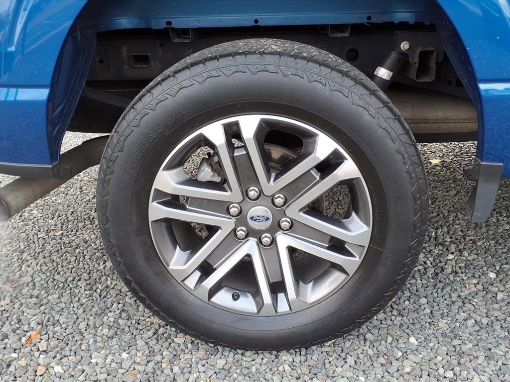 Used 2022 Ford F150 XL w/ STX Appearance Package image 9