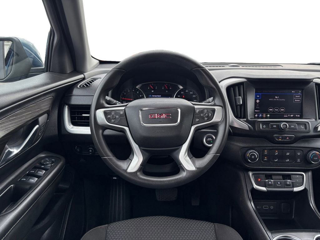 Used 2024 GMC Terrain SLE image 18