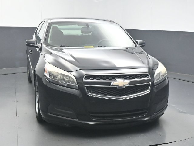 Used 2013 Chevrolet Malibu LS w/ Protection Package FWD image 3