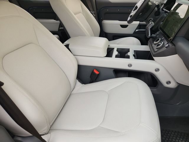 Used 2026 Land Rover Defender 110 S image 14